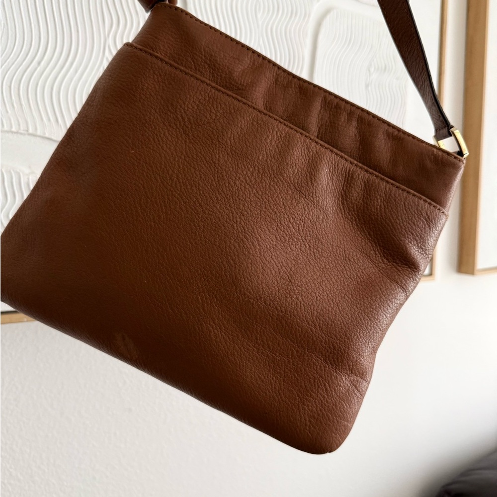 Michael Kors Camel Brown Leather Crossbody with Gold Zippers - Picture 3 of 4